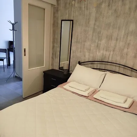 Next To The School Appartamento