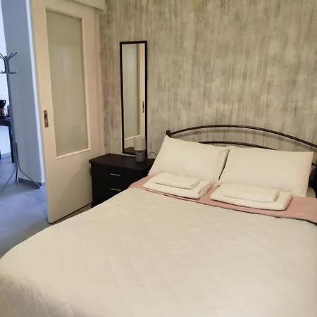 Appartamento Next To The School *