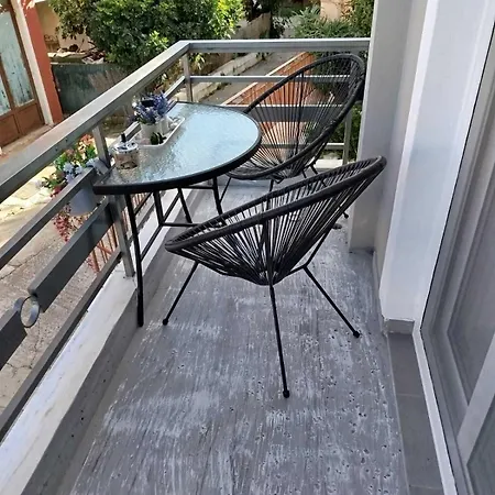 Next To The School Appartamento Epidaurus