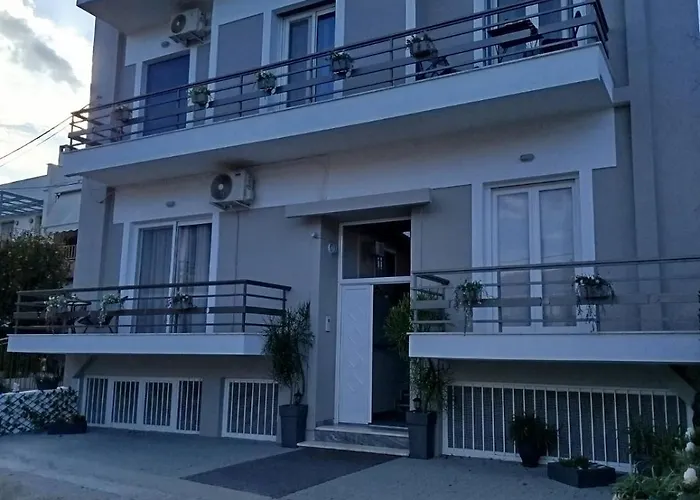 Next To The School Appartamento Epidaurus