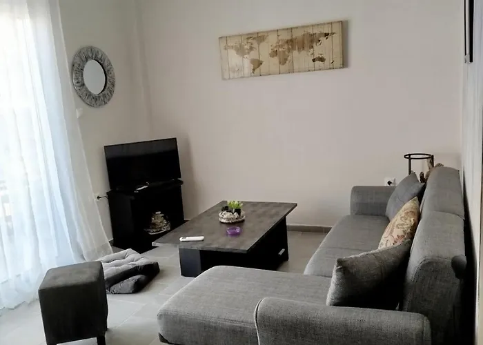 Next To The School Appartamento Epidaurus