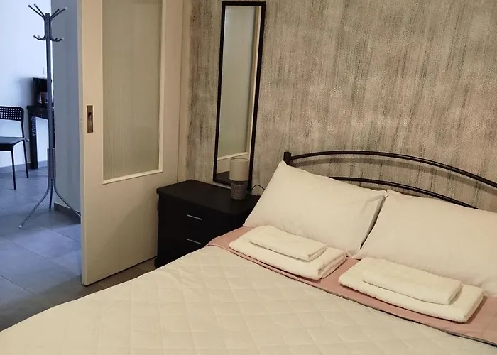 Next To The School Appartamento